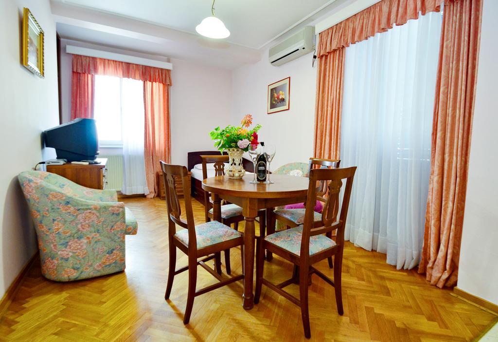 Villa Velzon Guesthouse Budva Luaran gambar